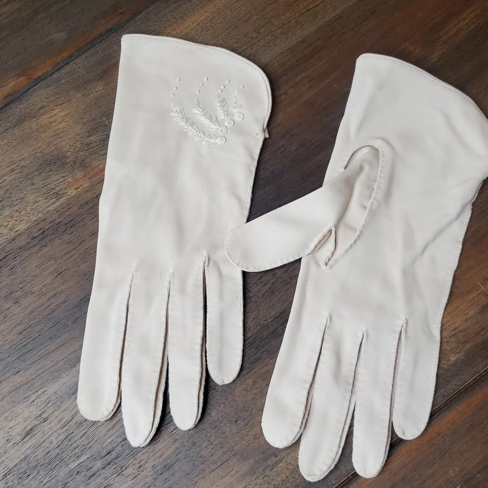 Vintage Embroidered Ladies Dress Party Cocktail Gloves